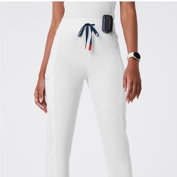 FIGS x Team USA High Waisted Scrub Pants - Picture 3 of 8
